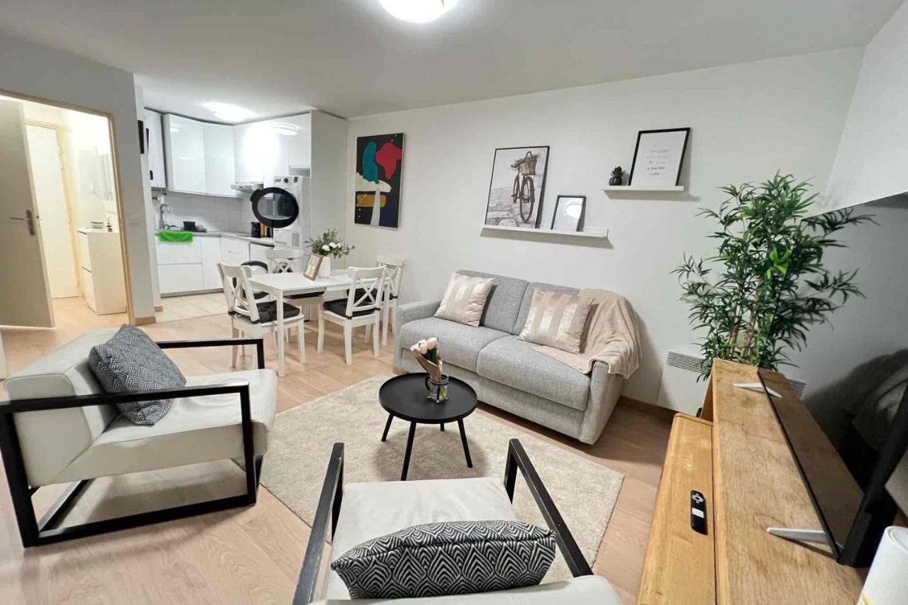 Very Quiet Apartment With Balcony Saint-Denis  Esterno foto