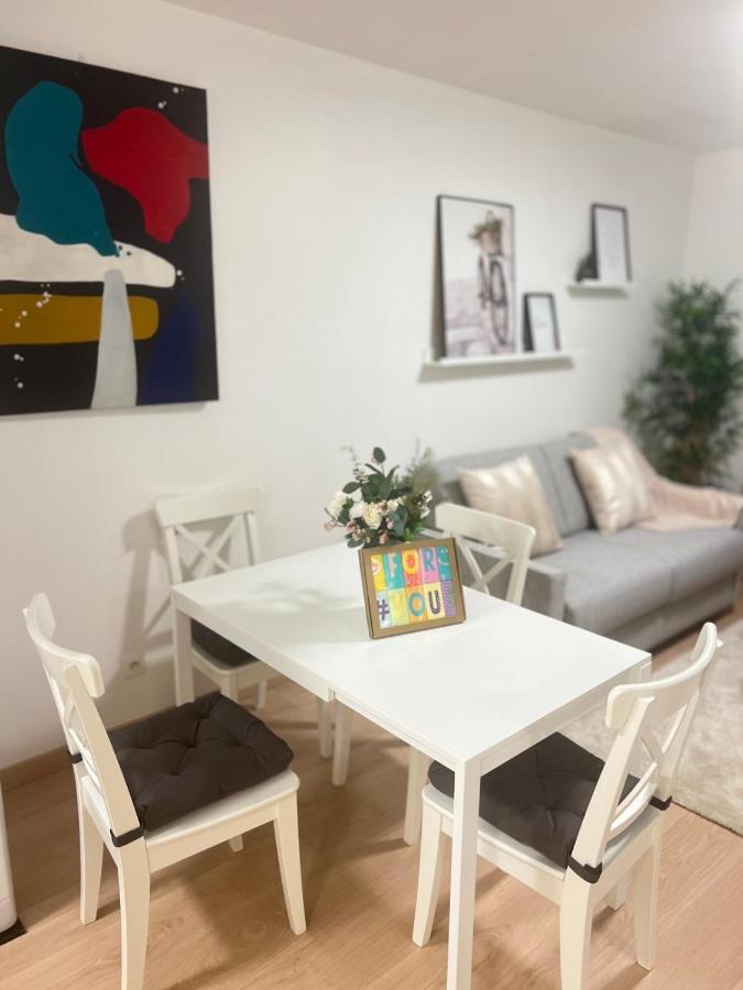Very Quiet Apartment With Balcony Saint-Denis  Esterno foto